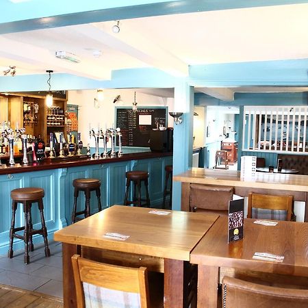 فندق بينزانسفي  The Fountain Tavern المظهر الخارجي الصورة