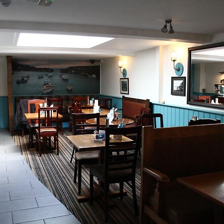فندق بينزانسفي  The Fountain Tavern المظهر الخارجي الصورة