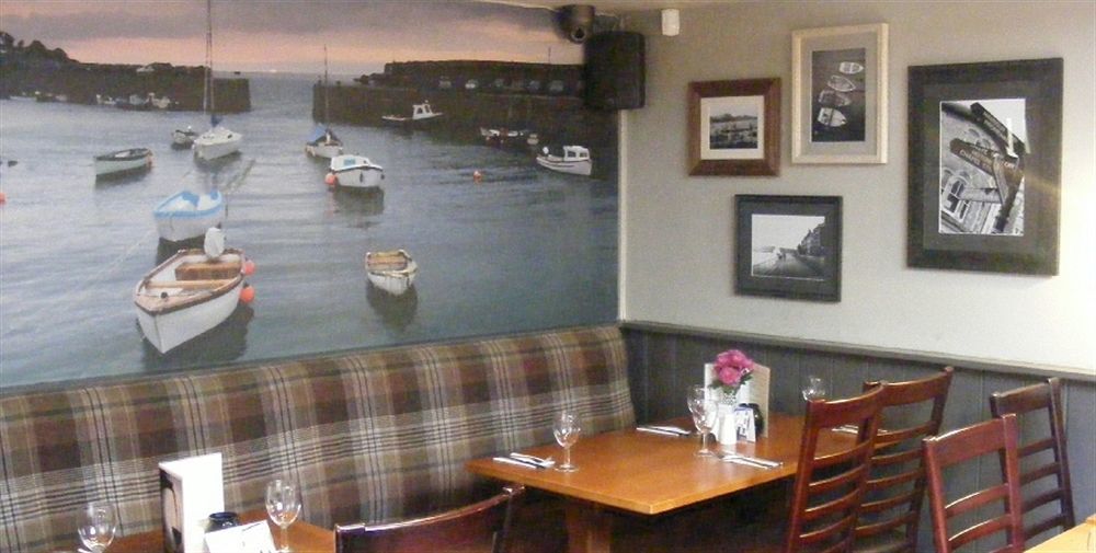 فندق بينزانسفي  The Fountain Tavern المظهر الخارجي الصورة